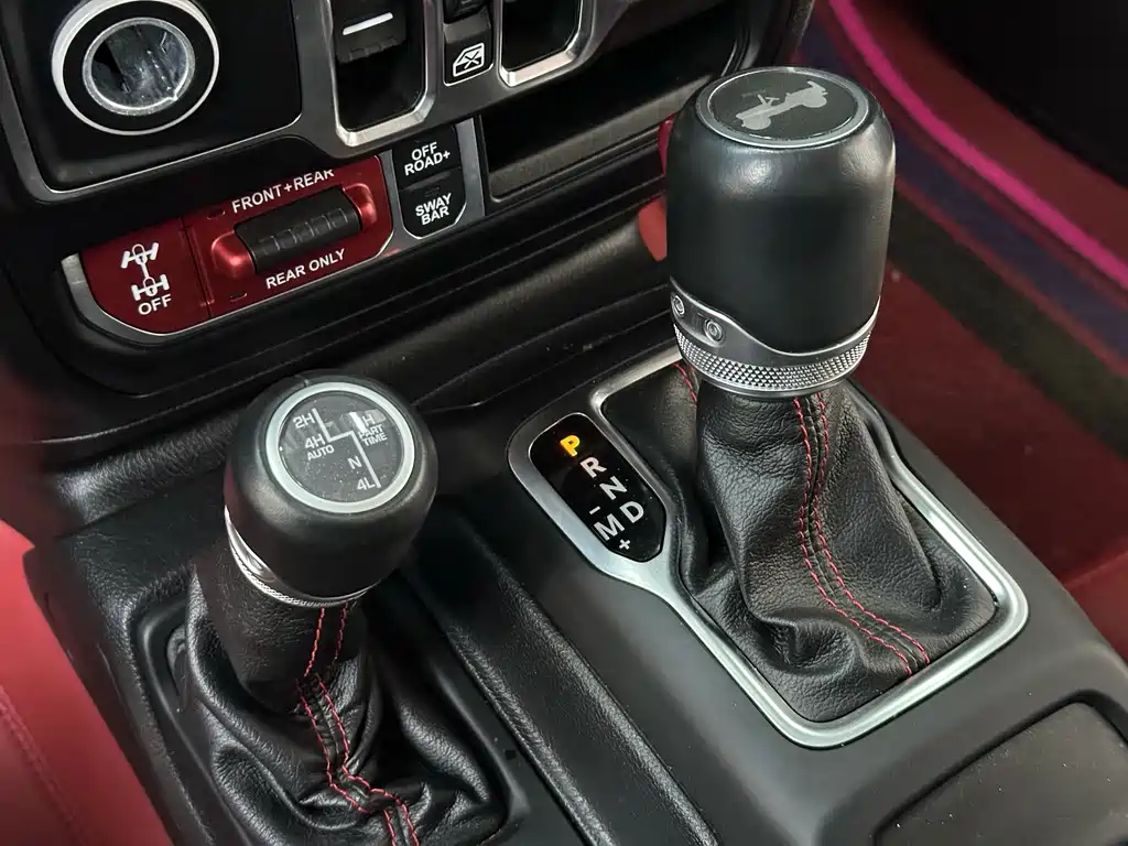 Jeep Wrangler 2021 — фото 15