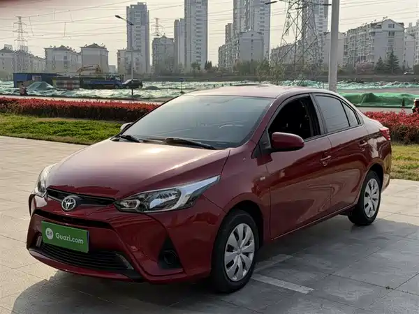Toyota Yaris L 2020