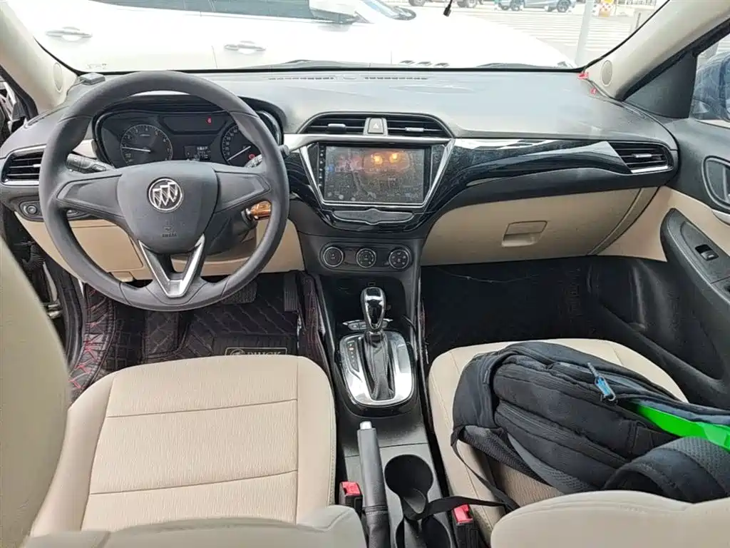 Buick Excelle 2019 — фото 10