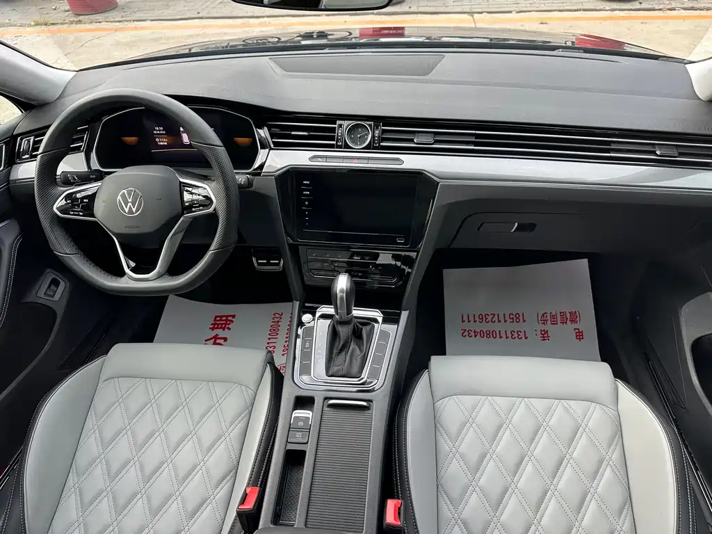 Volkswagen Magotan 2025
