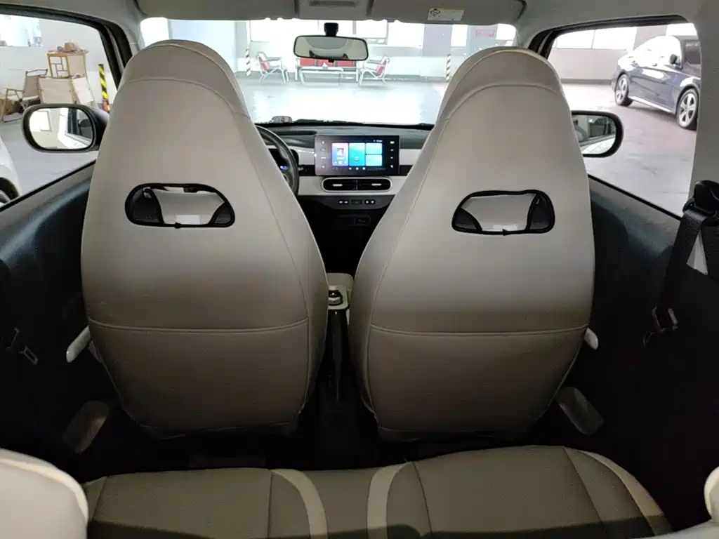 Geely Galaxy Panda 2026 — фото 11