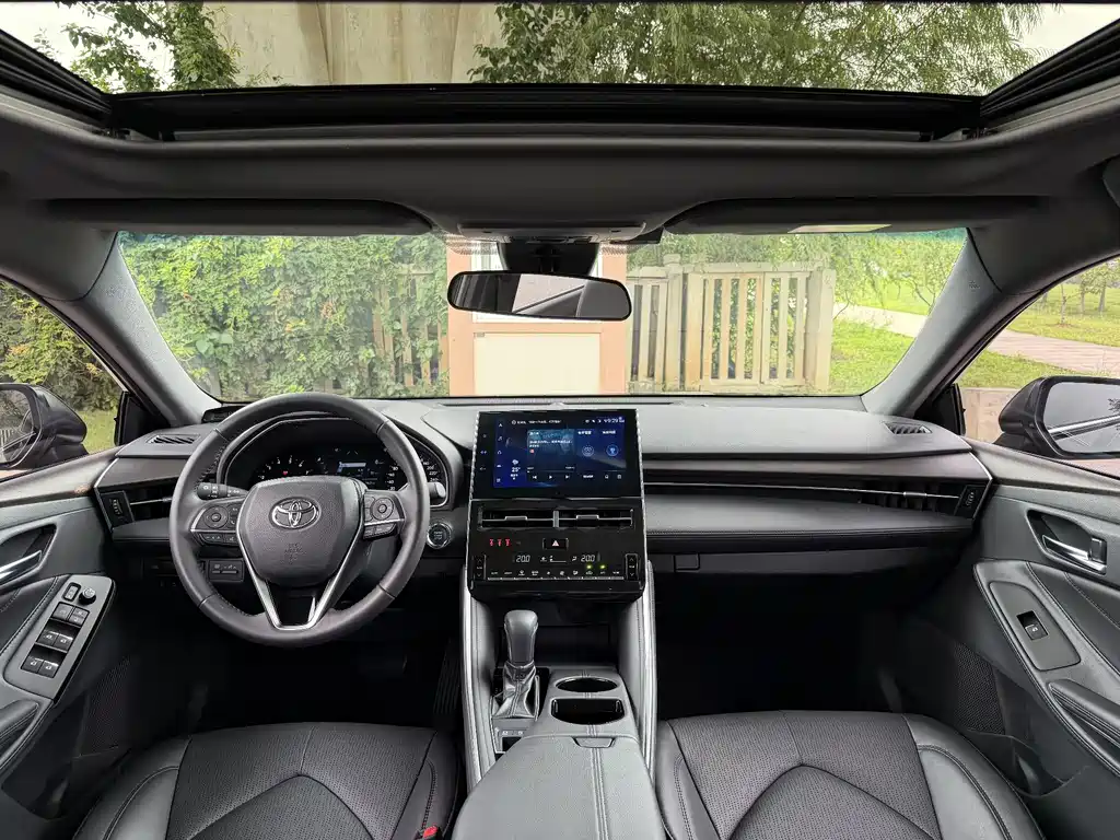 Toyota Avalon 2023