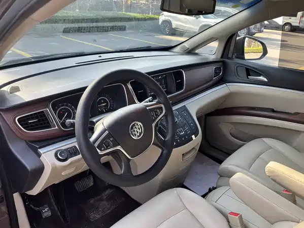 Buick GL8 2018