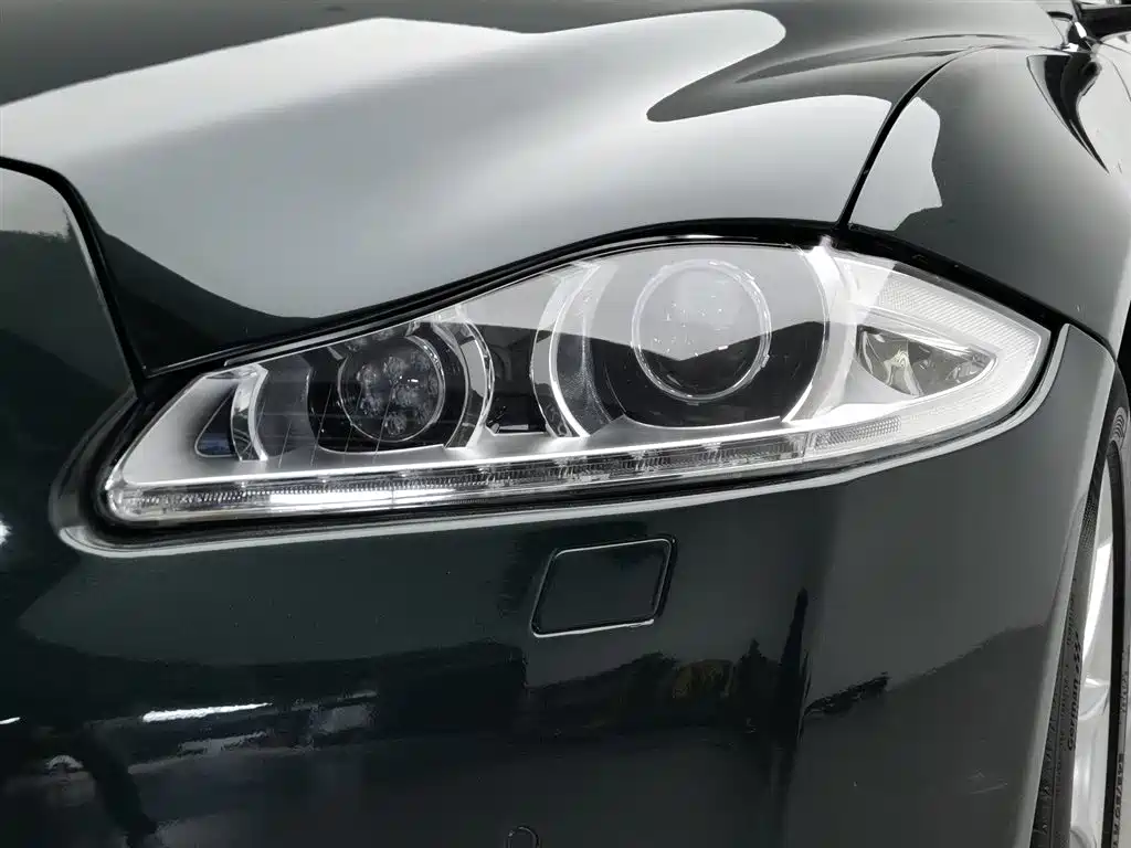 Jaguar XJ 2014 — фото 7