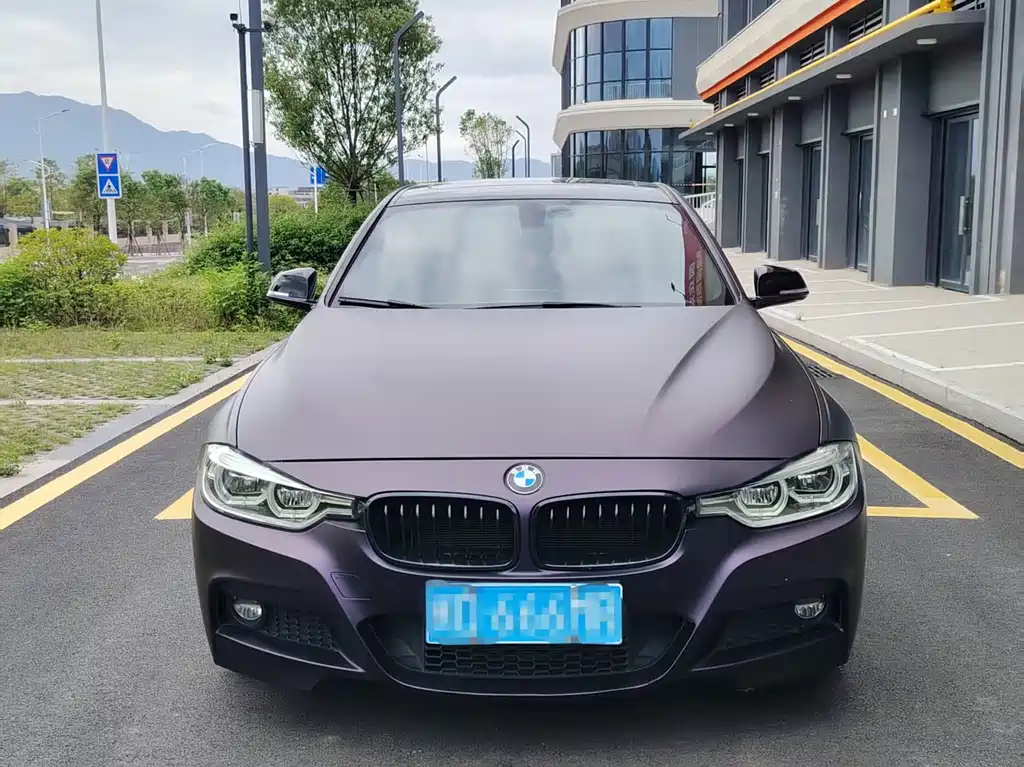 BMW 3 Series 2018 — фото 2