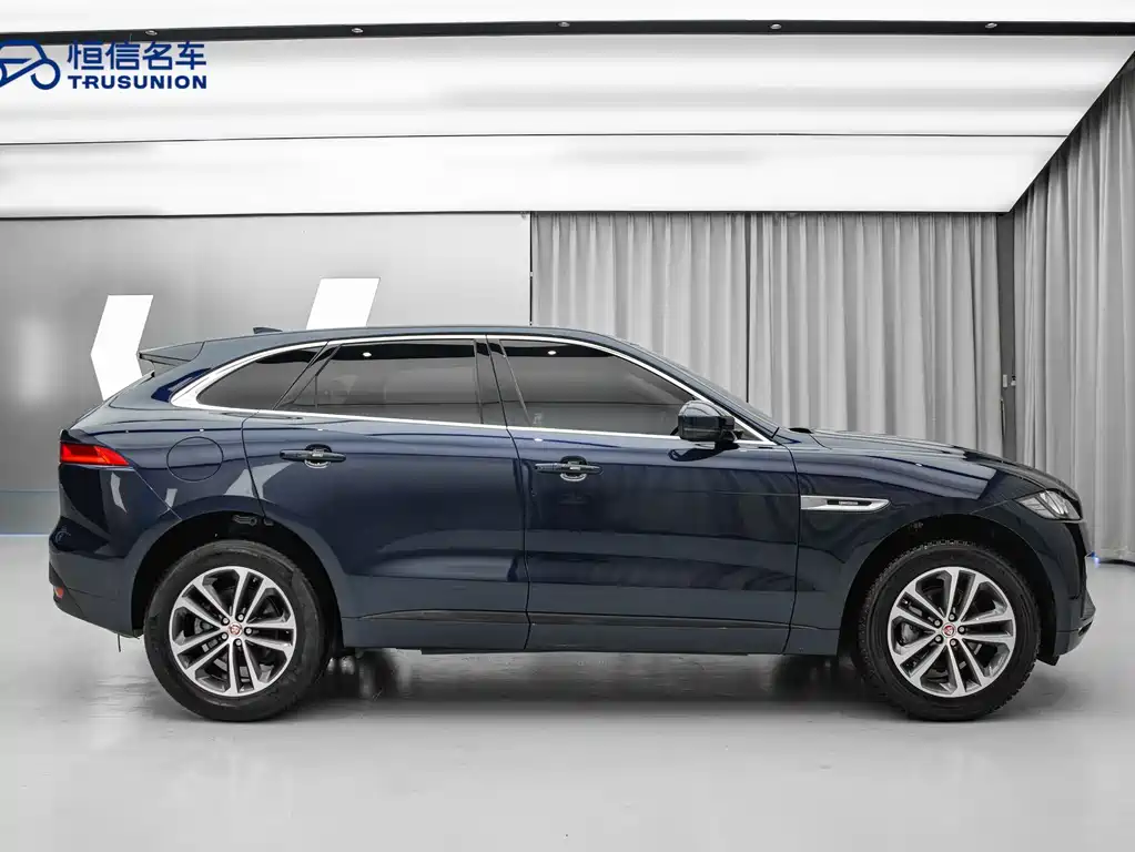 Jaguar F-PACE 2018 — фото 7