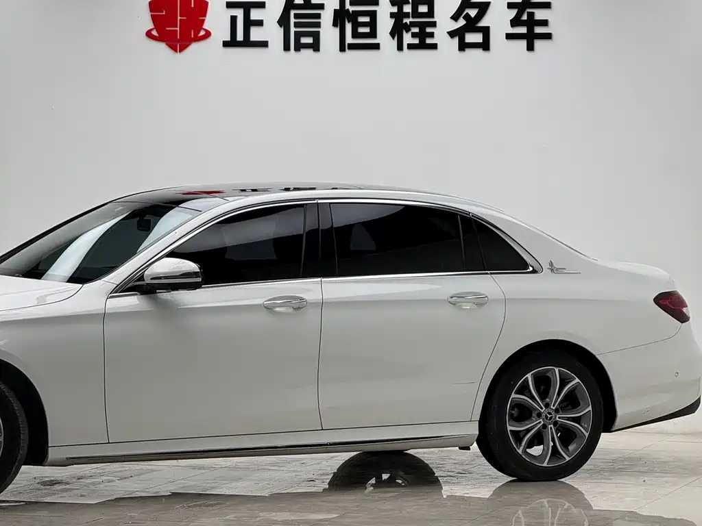 Mercedes-Benz E-Class 2020 — фото 23