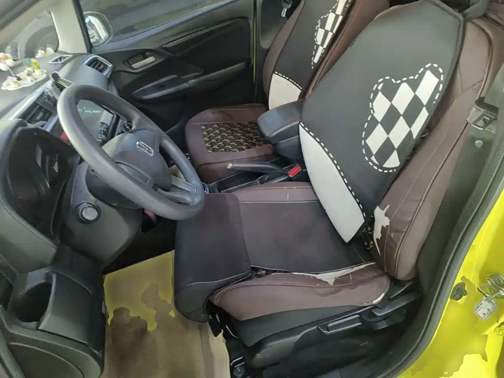 Honda Fit 2015 — фото 15