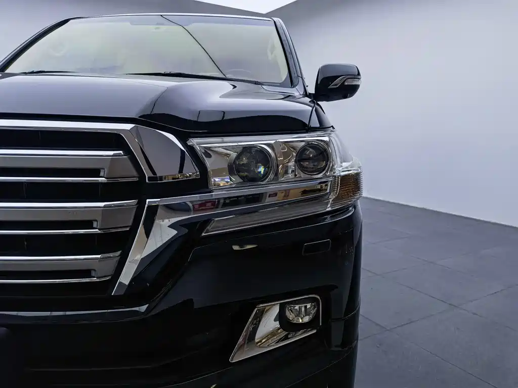 Toyota Land Cruiser 2016 — фото 16