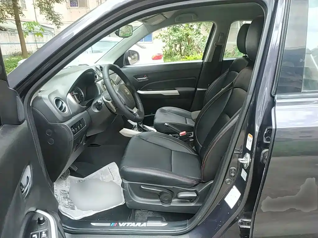 Suzuki Vitara 2016 — фото 15