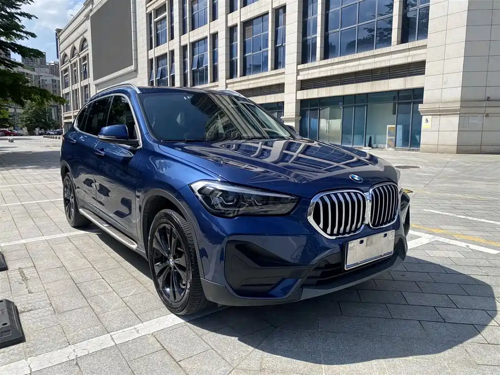 BMW X1 2021 — фото 3