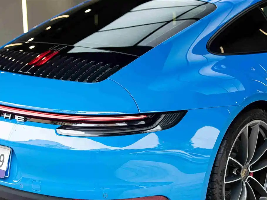 Porsche 911 2023 — фото 7