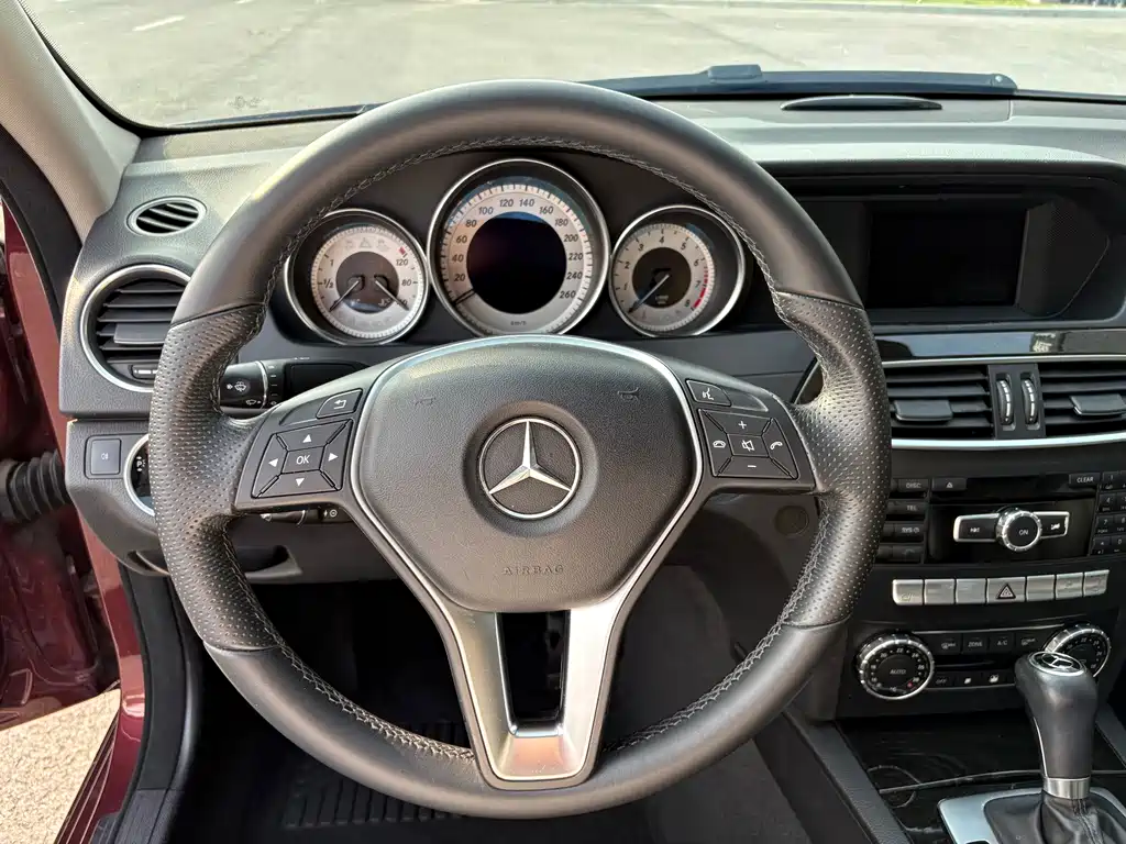 Mercedes-Benz C-Class 2014 — фото 13