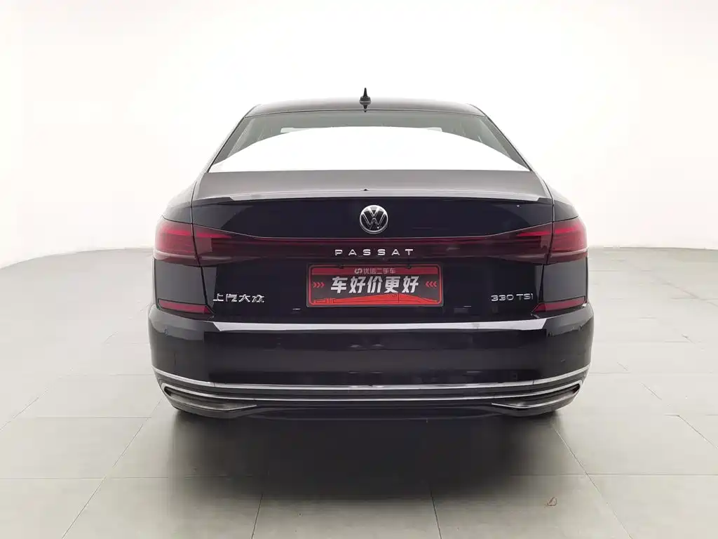 Volkswagen Passat 2023