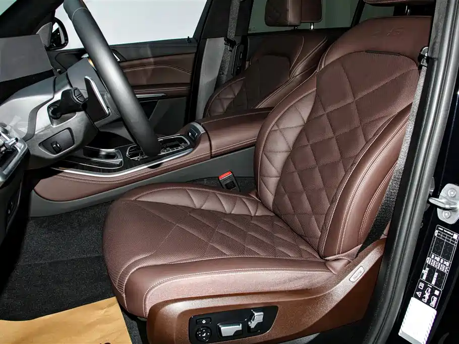 BMW X5 2025 — фото 19