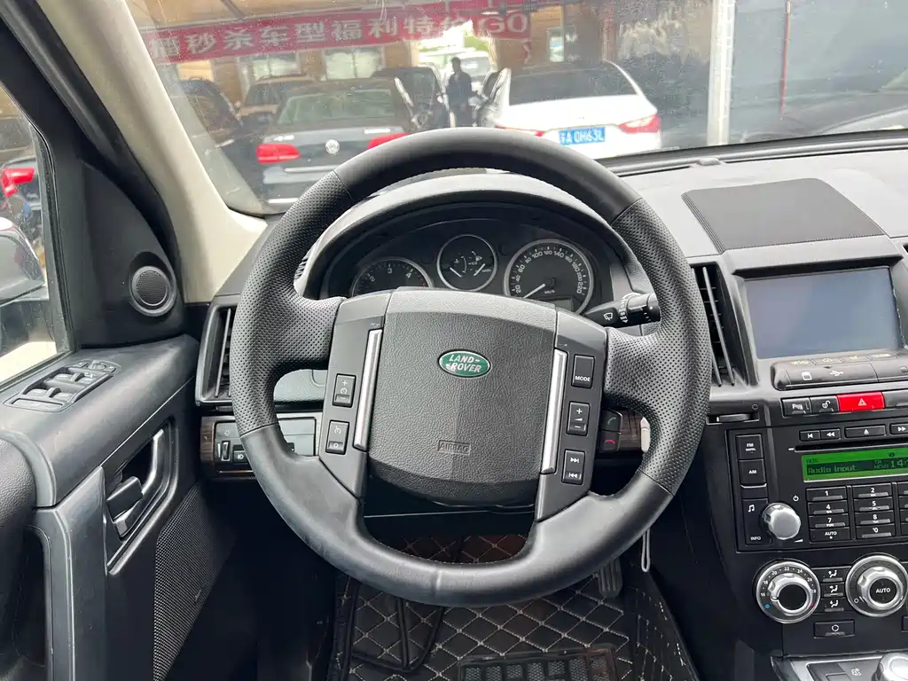 Land Rover Freelander 2 2011 — фото 15