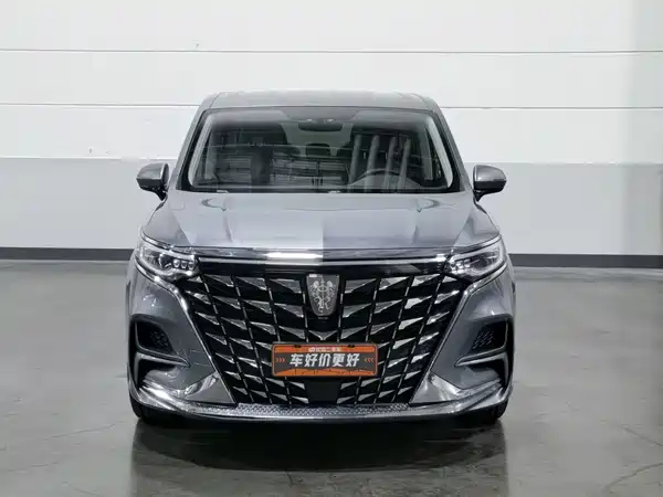 Roewe iMAX8 2025