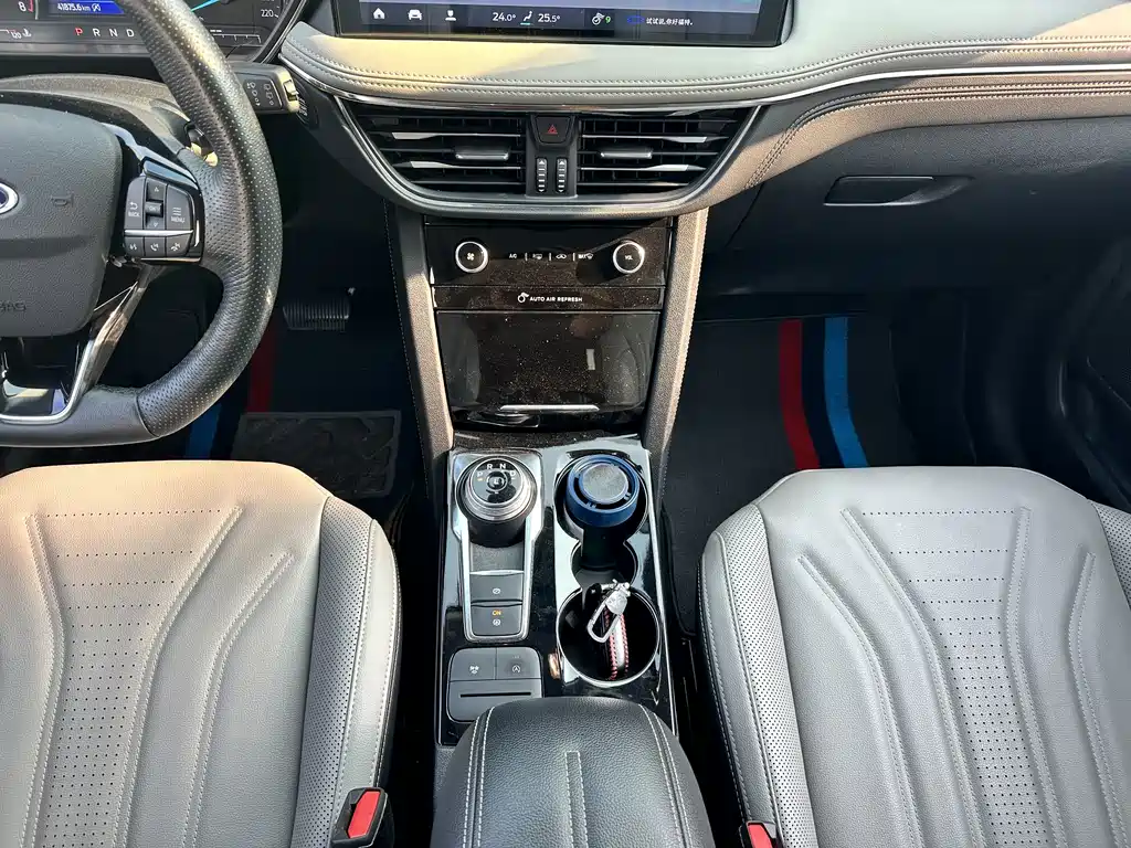 Ford Edge 2022 — фото 12