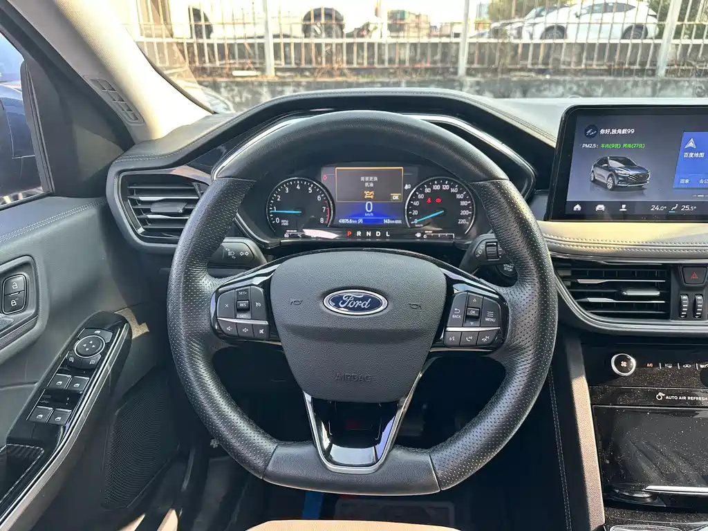 Ford Edge 2022 — фото 10