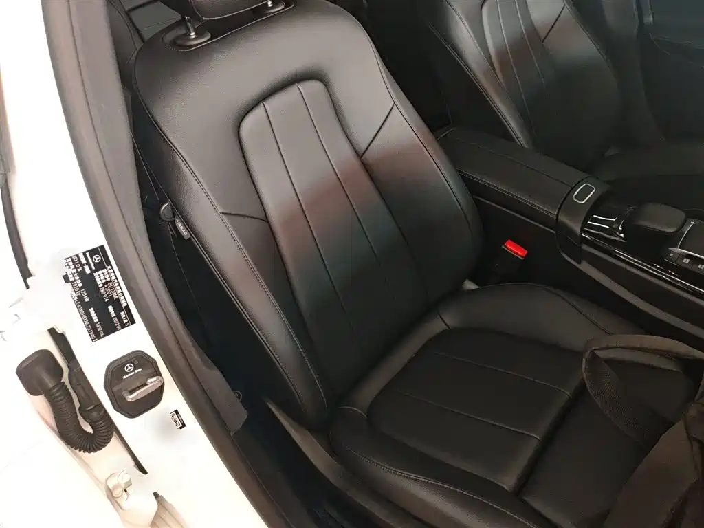 Mercedes-Benz A-Class 2022 — фото 20