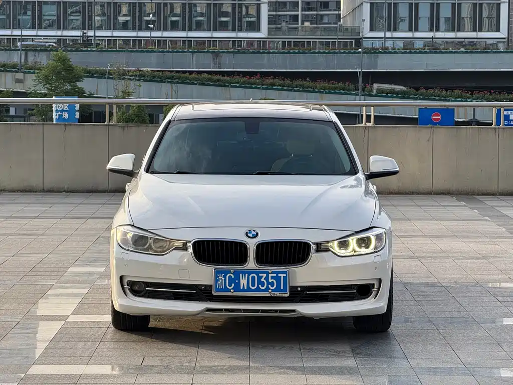 BMW 3 Series 2015