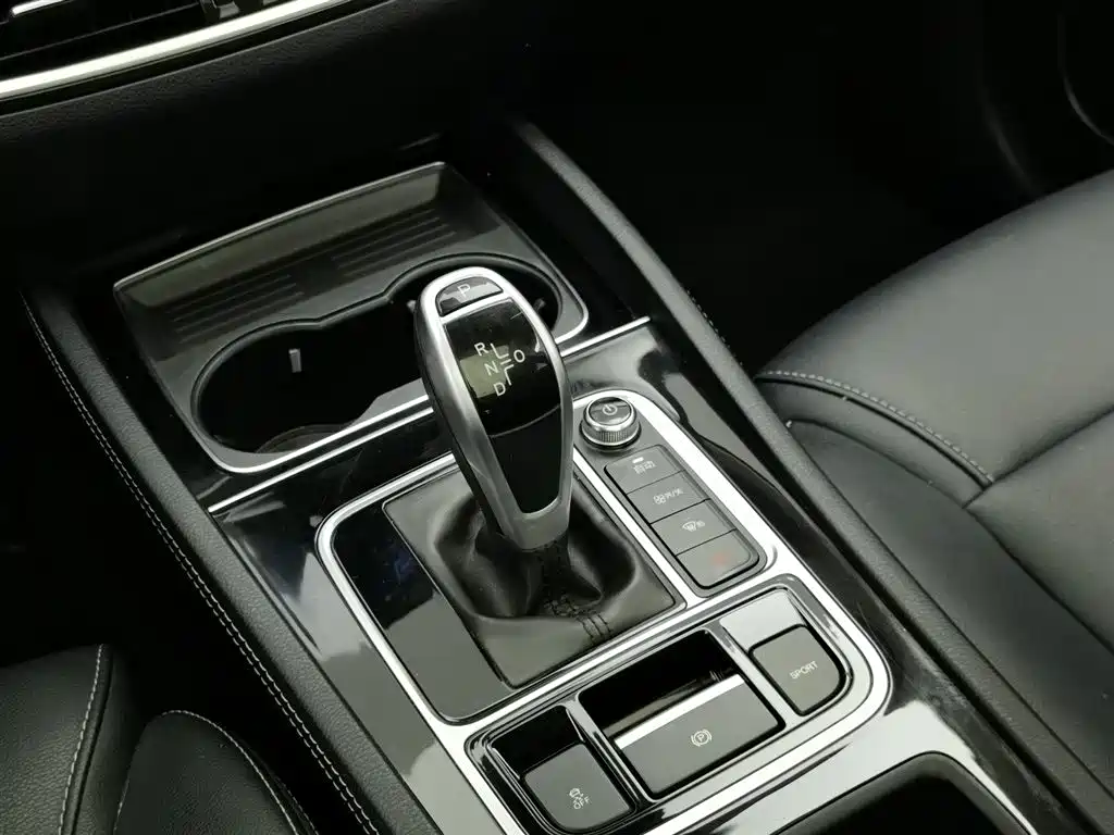 BYD MAX 2020 — фото 13
