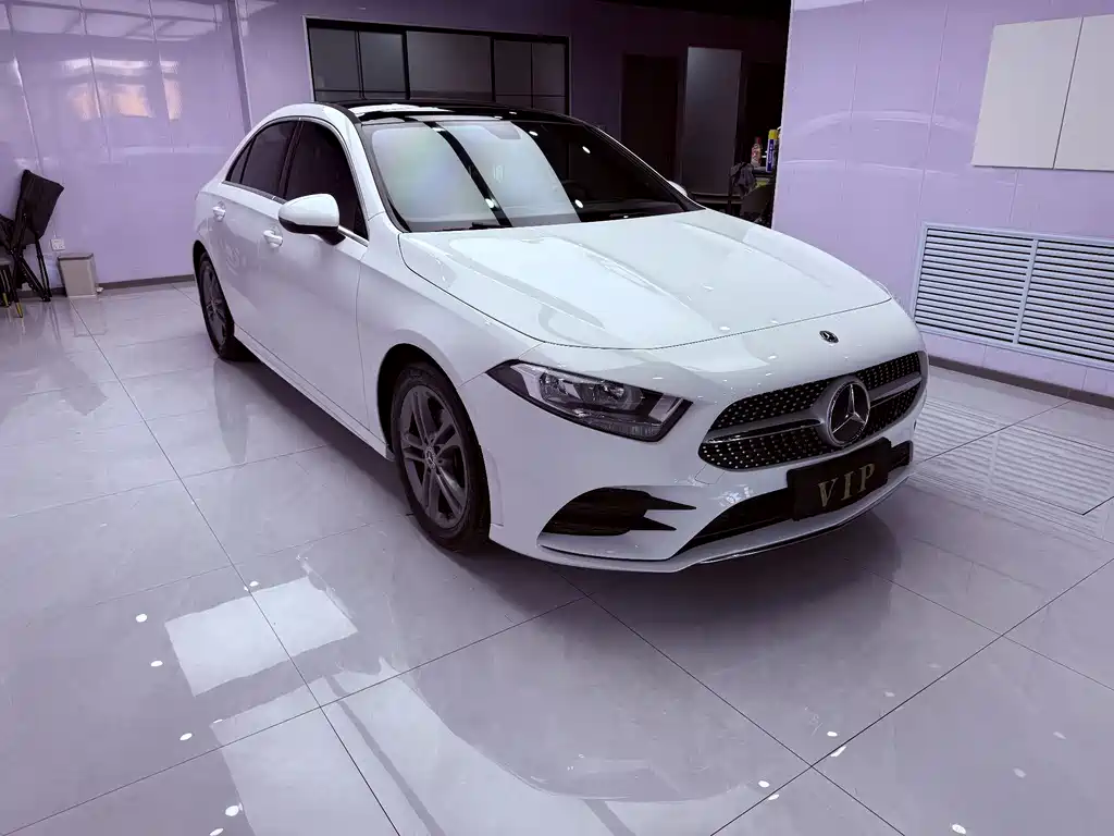 Mercedes-Benz A-Class 2022 — фото 4