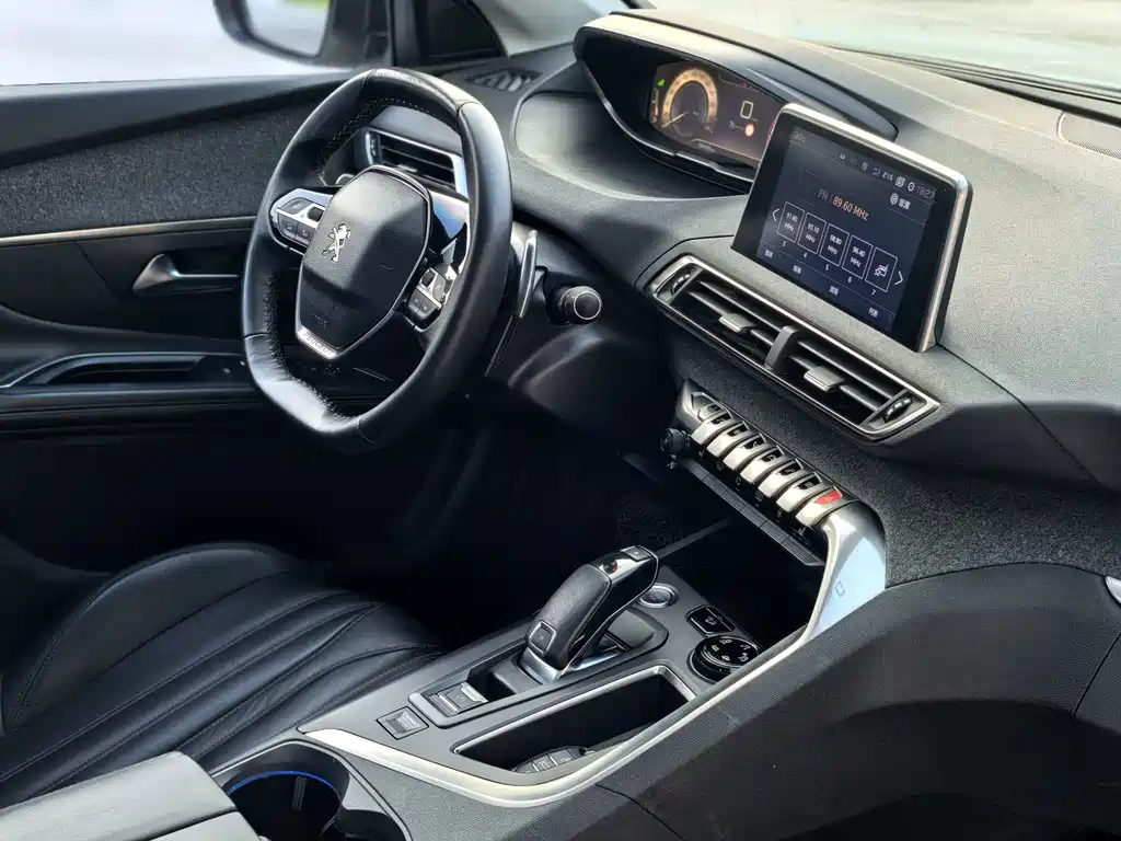 Peugeot 4008 2017 — фото 16