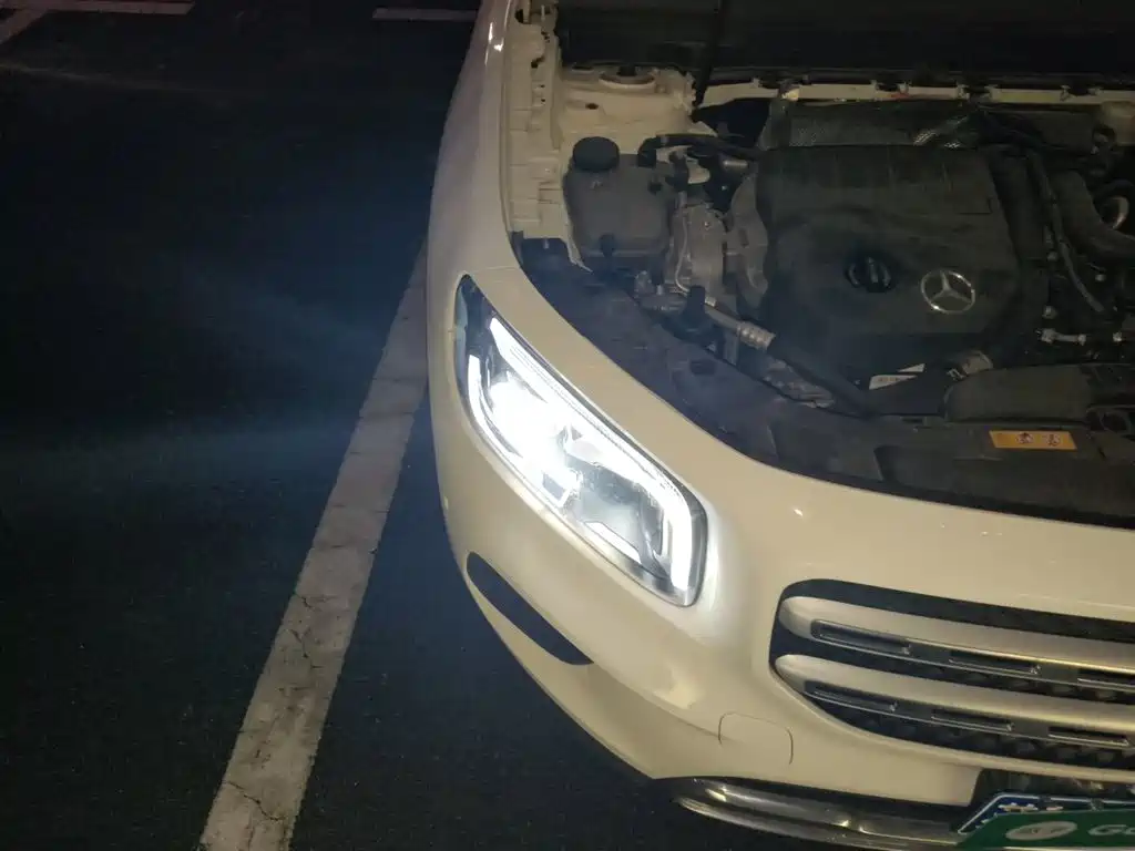 Mercedes-Benz GLB 2022