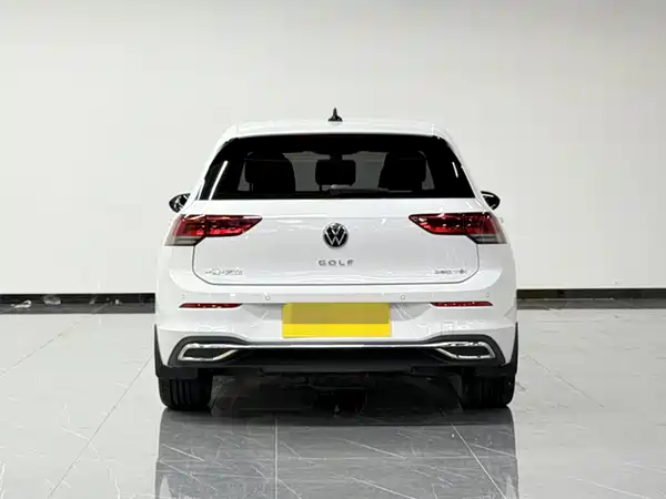Volkswagen Golf 2023