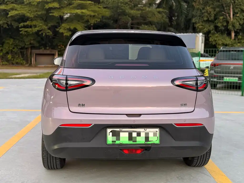 Geely Galaxy Starwish 2025 — фото 21