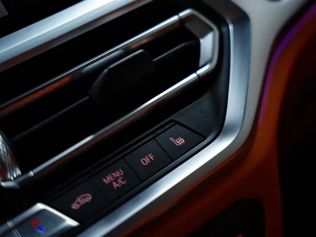 BMW M4 2022 — фото 14