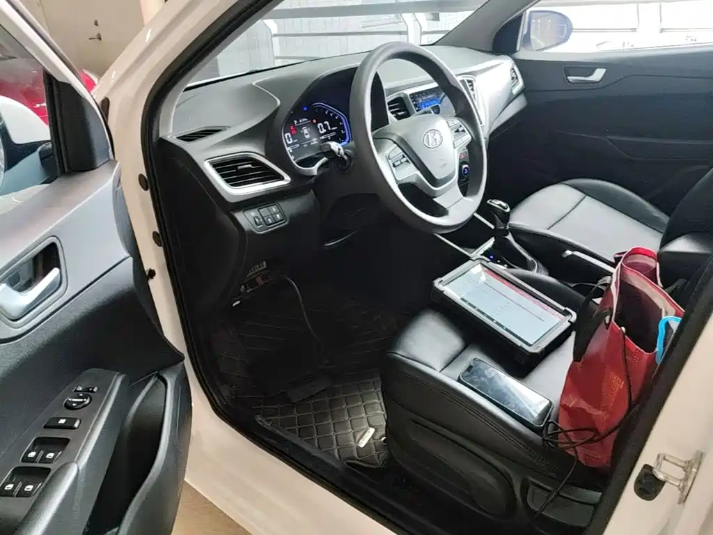 Hyundai Verna 2020 — фото 16