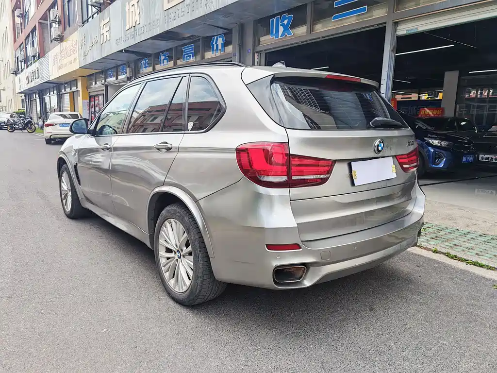 BMW X5 2014 — фото 7