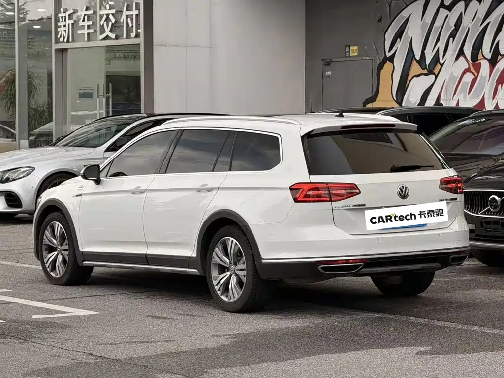 Volkswagen Viloran 2018 — фото 4