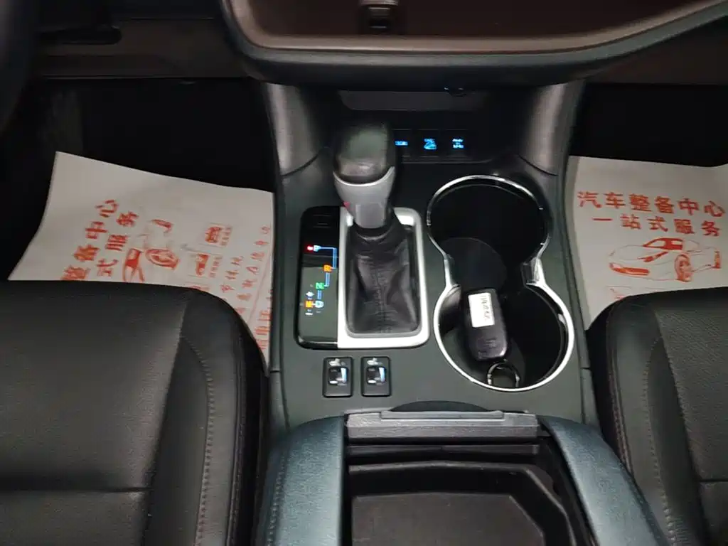 Toyota Highlander 2017 — фото 14