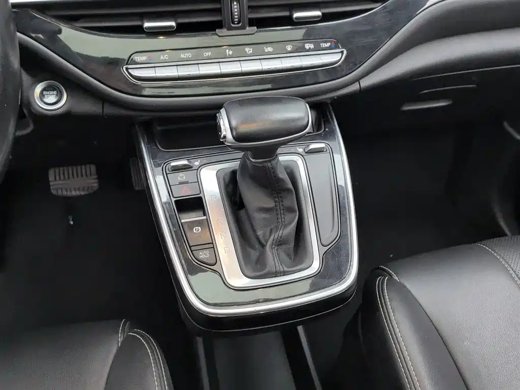 GAC Motor Trumpchi M6 2021 — фото 13