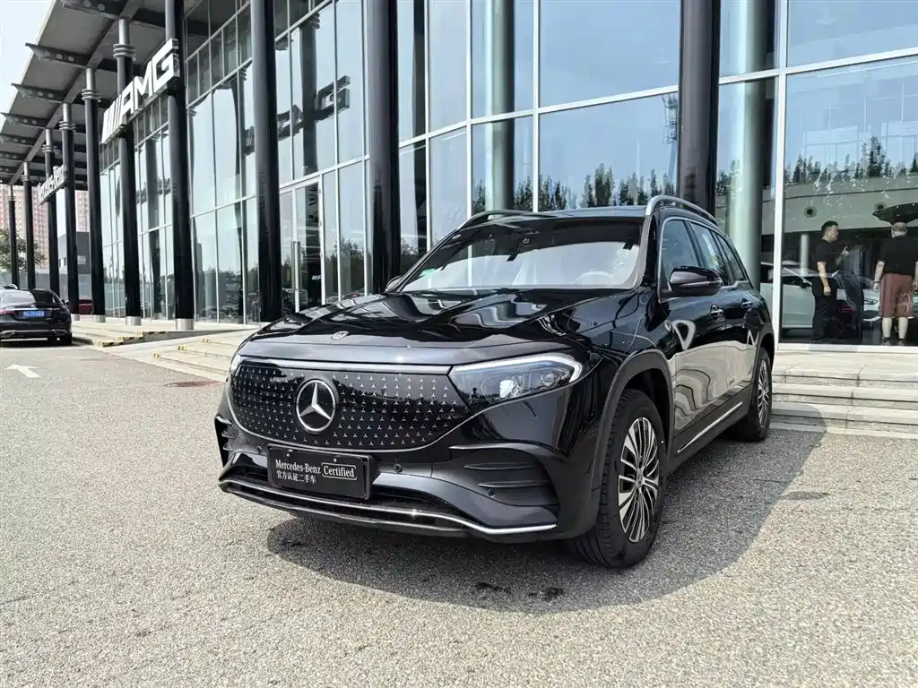 Mercedes-Benz EQB 2025