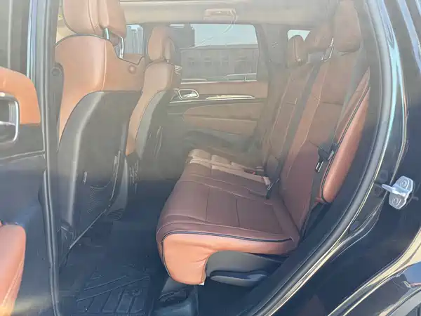 Jeep Grand Cherokee 2013