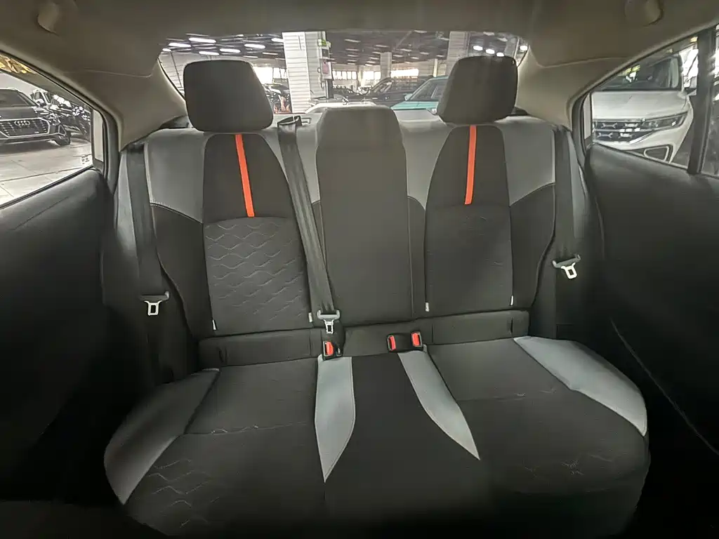 Toyota Corolla 2023 — фото 14