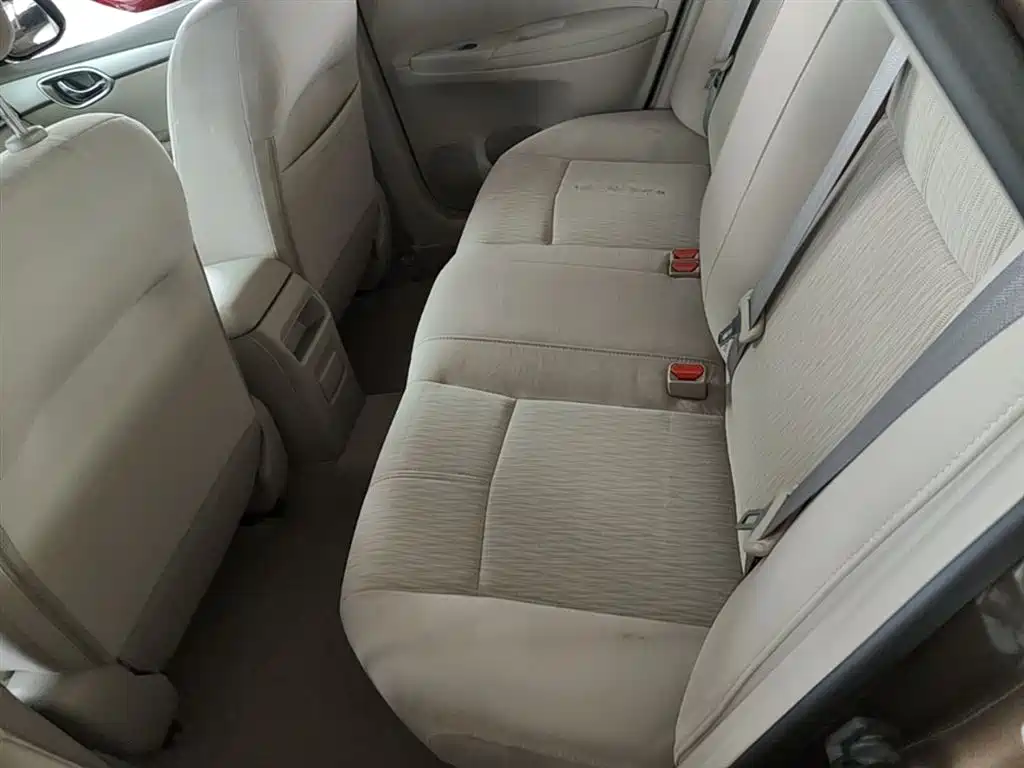 Nissan Sylphy 2016 — фото 17