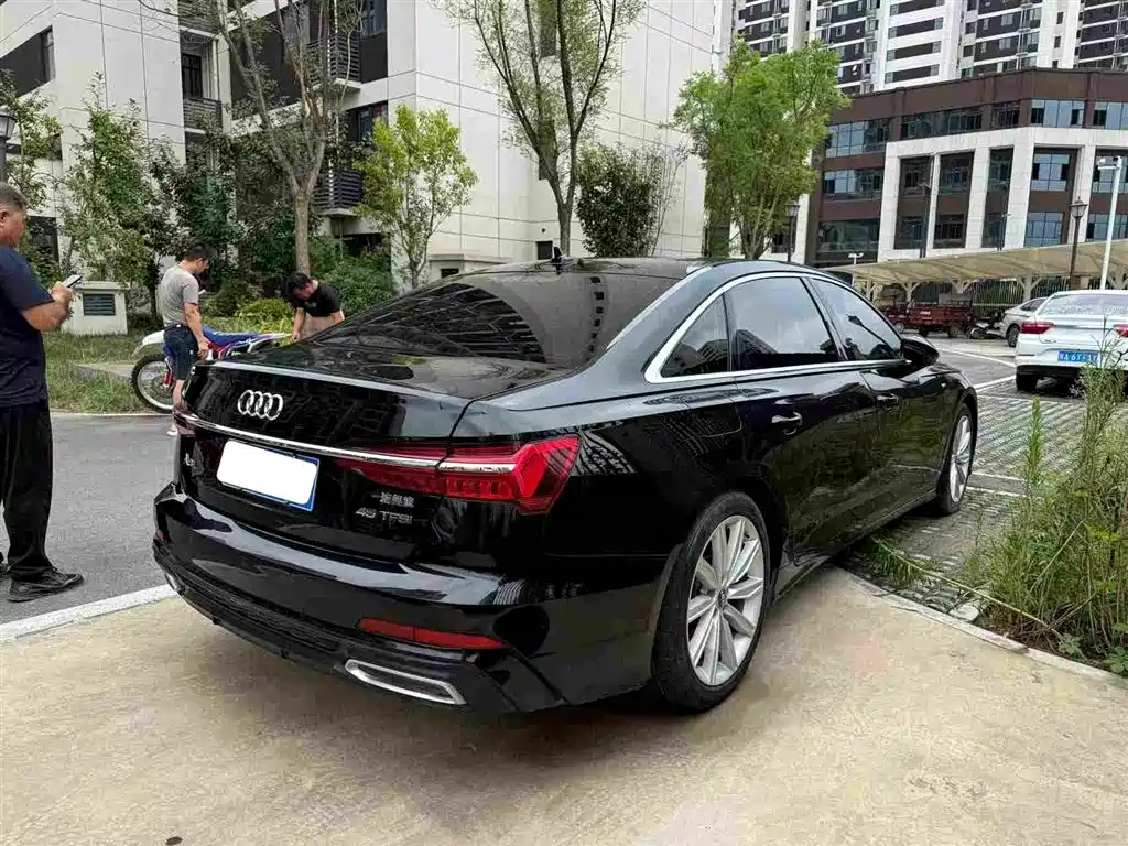 Audi A6L 2020
