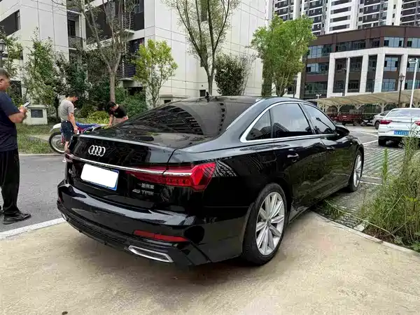Audi A6L 2020