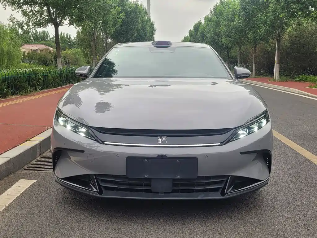 BYD Han 2025
