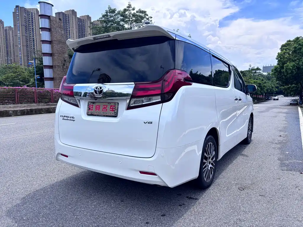 Toyota Alphard 2015 — фото 6
