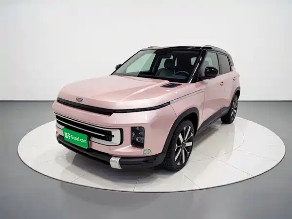Geely ICON 2023