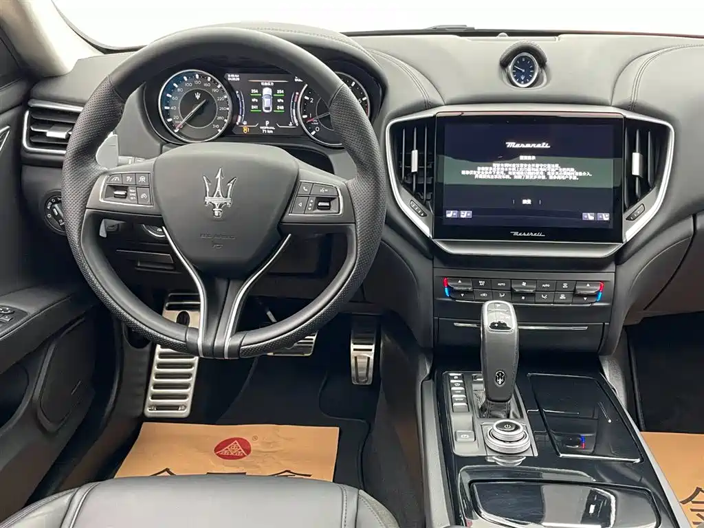 Maserati Ghibli 2026 — фото 36