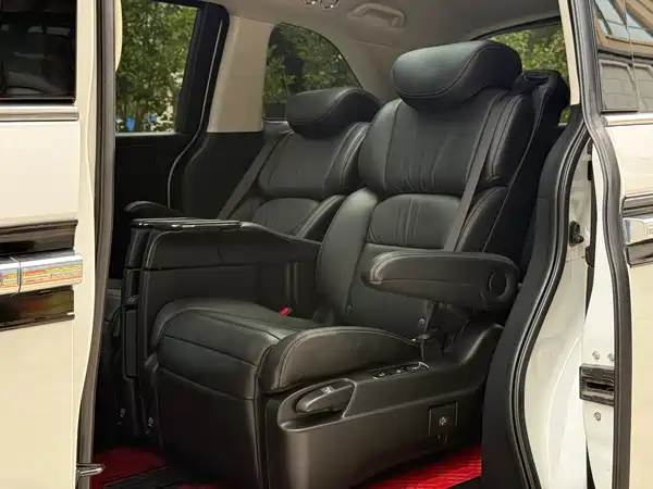 Honda Elysion 2017