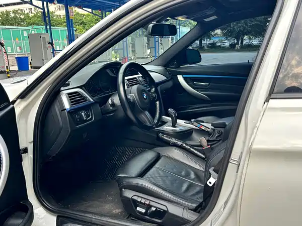 BMW 3 Series 2019