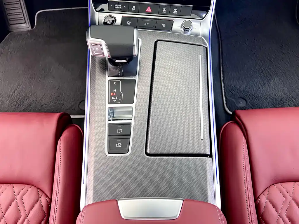 Audi A7L 2025 — фото 19